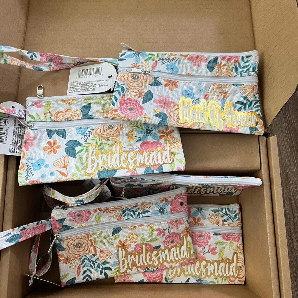 Bridal Party Gifts! Bridesmaid & Maid of Honor NWT
